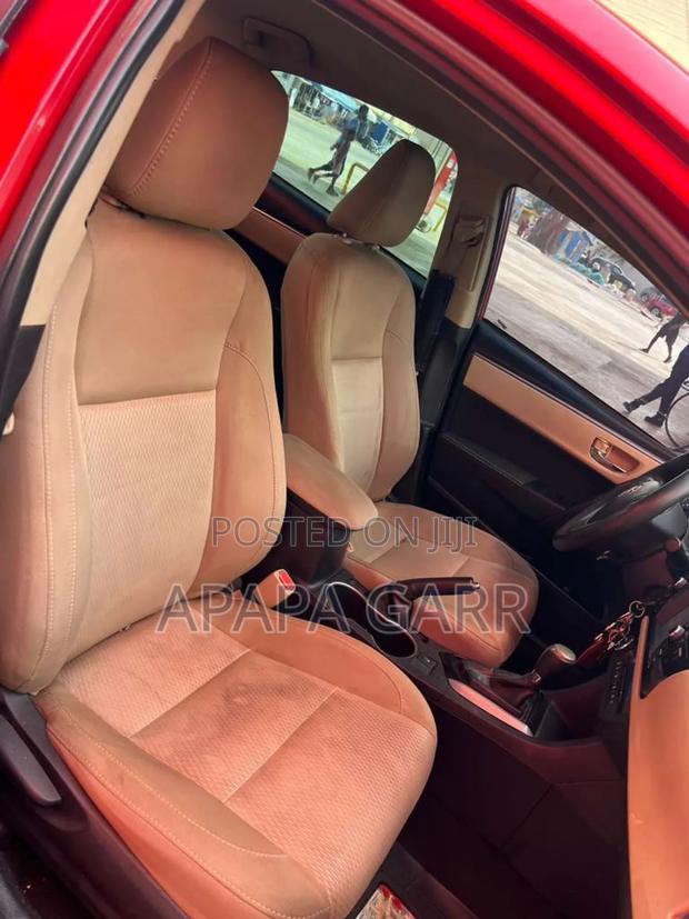 Toyota Corolla 2016 Red photo 8