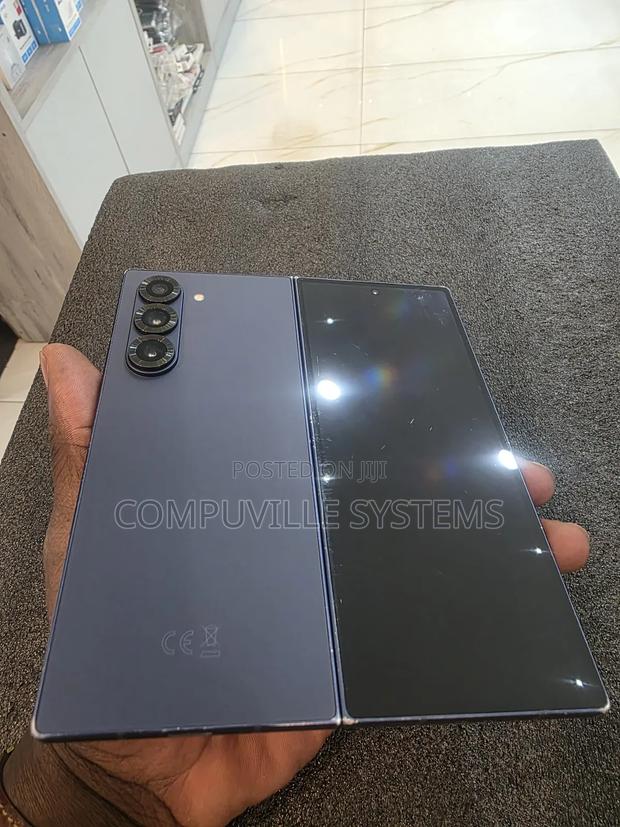 Samsung Galaxy Fold 512 GB Blue photo 4