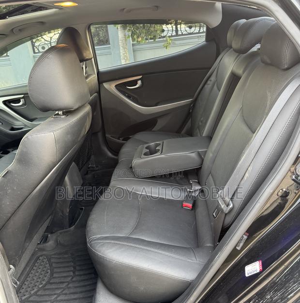 Hyundai Elantra Limited 4dr Sedan (1.8L 4cyl 6A) 2014 Black photo 7