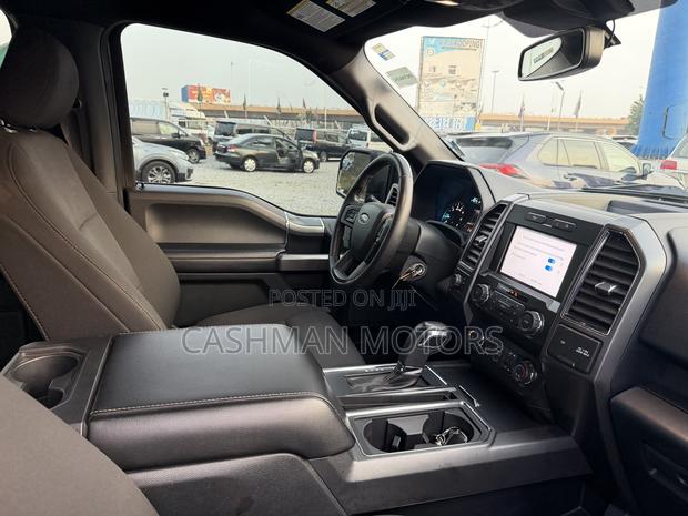 Ford F-150 XLT 2021 Gray