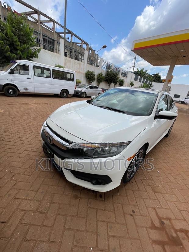Honda Civic 2017 White
