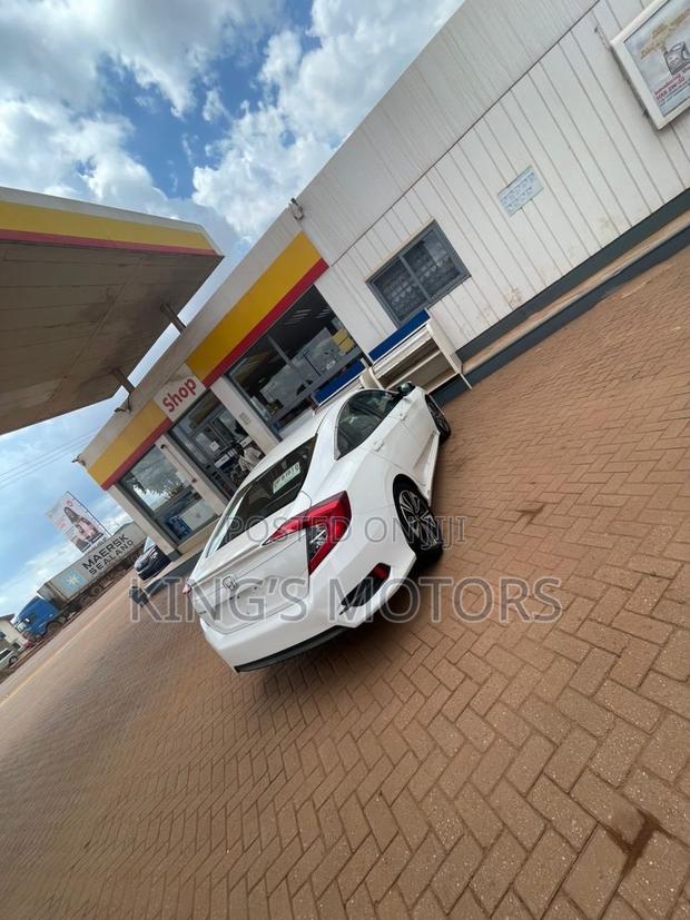 Honda Civic 2017 White