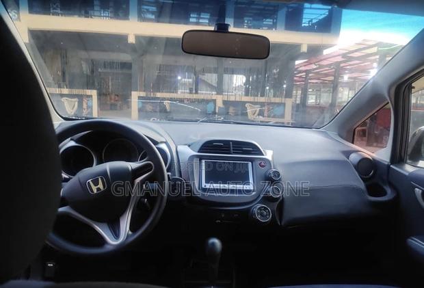Honda Fit 2011 Black photo 2