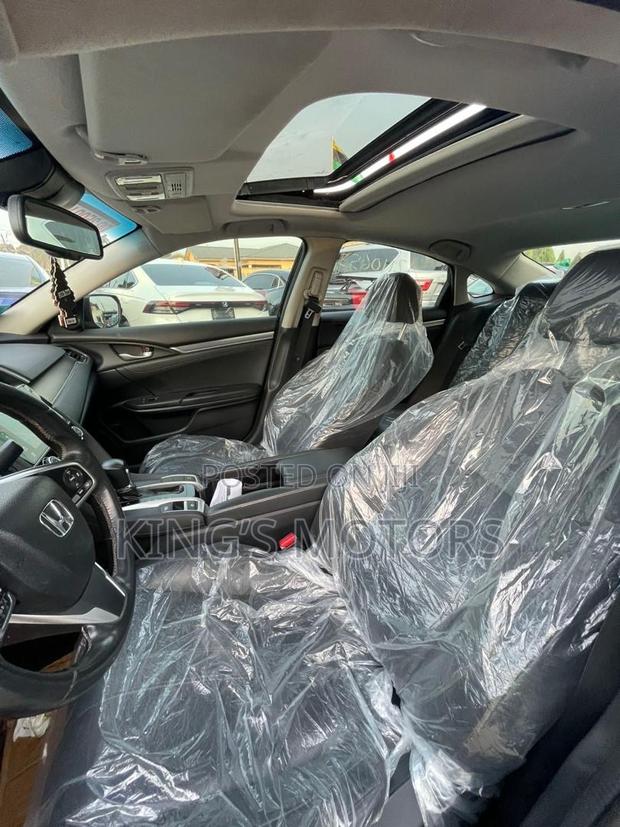 Honda Civic Touring 4dr Sedan (1.5L 4cyl) 2017 Black