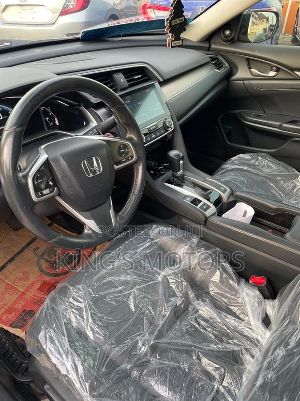 Honda Civic Touring 4dr Sedan (1.5L 4cyl) 2017 Black