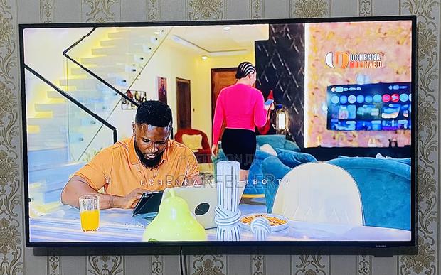 Uk Used Samsung Airslim Crystal Uhd Hdr10+ 43 Inches Smart Digital photo 14
