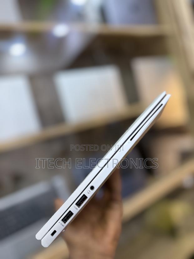 Laptop HP EliteBook 830 G8 16GB Intel Core i7 SSD 512GB photo 2
