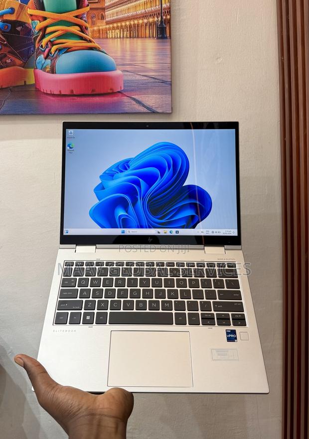 Laptop HP EliteBook 830 G9 16GB Intel Core I5 SSD 256GB