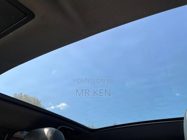 Land Rover Discovery HSE Luxury 4x4 2017 White