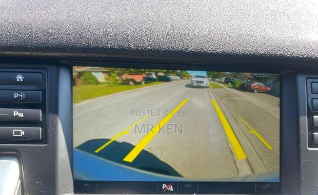 Land Rover Discovery HSE Luxury 4x4 2017 White