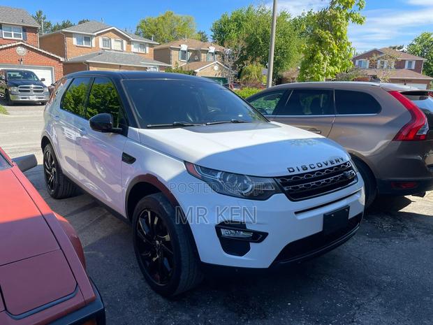Land Rover Discovery HSE Luxury 4x4 2017 White