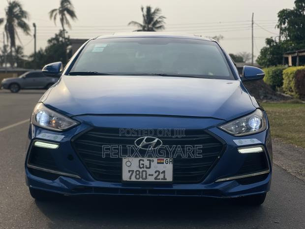 Hyundai Elantra Sport Sedan FWD (1.6L 4cyl 6M) 2017 Blue