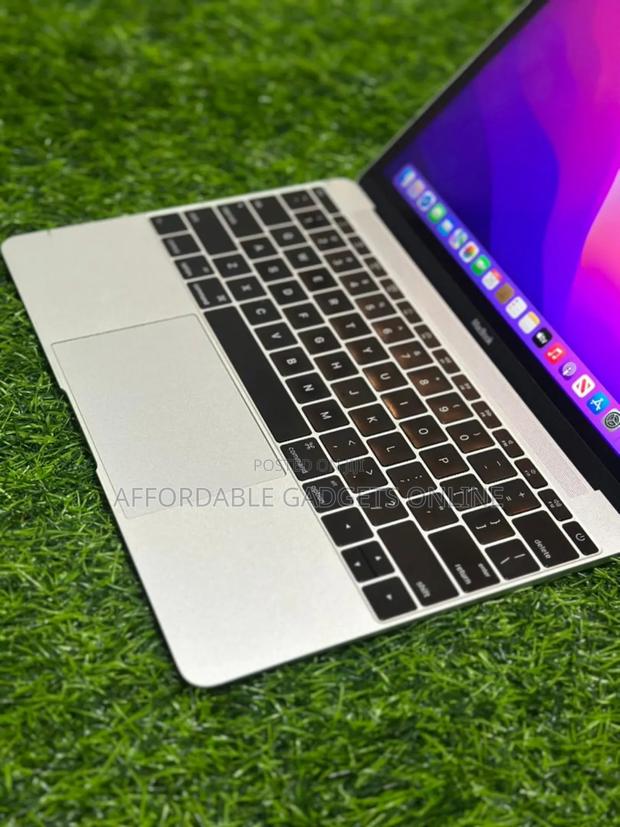 Laptop Apple MacBook 8GB Apple M3 SSD 256GB photo 2