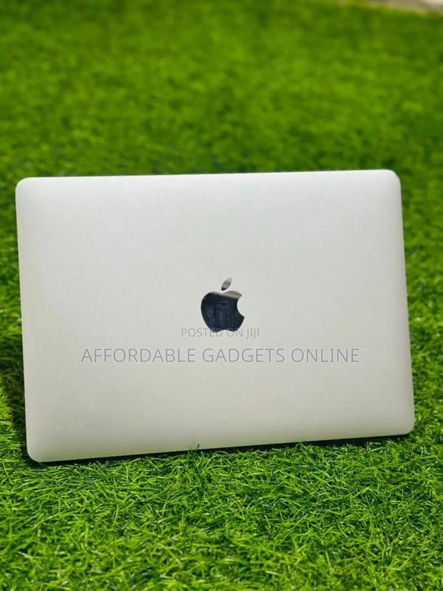 Laptop Apple MacBook 8GB Apple M3 SSD 256GB photo 4