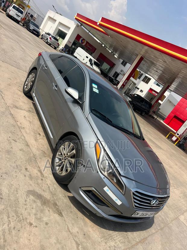 Hyundai Sonata 2016 Silver photo 3