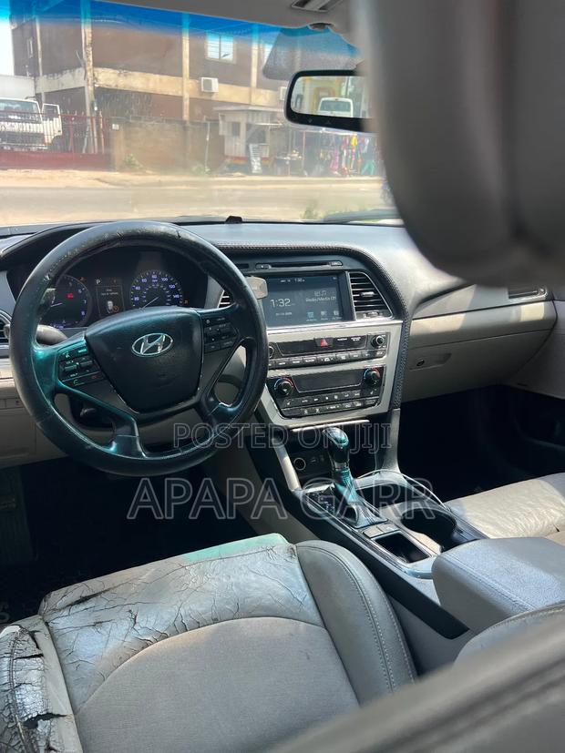 Hyundai Sonata 2016 Silver photo 9