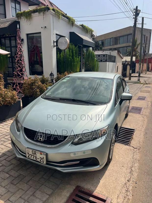 Honda Civic 2015 Silver photo 2