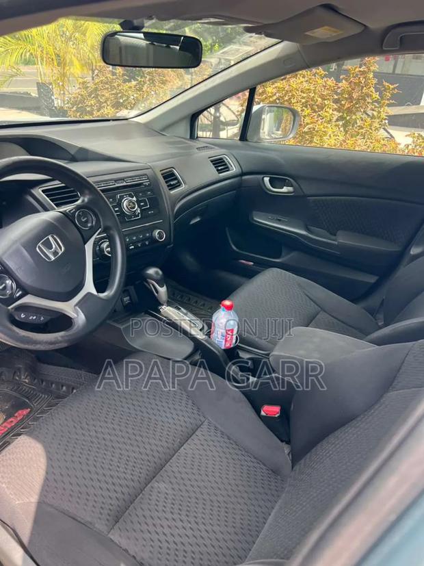 Honda Civic 2015 Silver photo 8