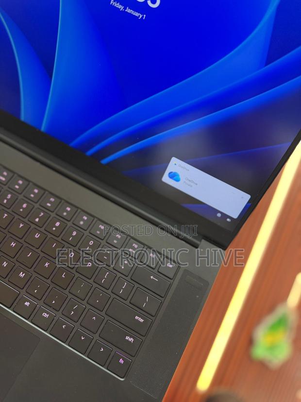 Laptop Razer Blade 16GB Intel Core I7 SSD 512GB photo 3