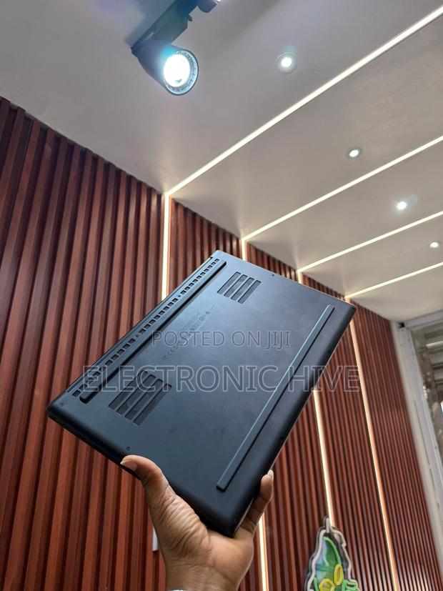 Laptop Razer Blade 16GB Intel Core I7 SSD 512GB photo 4