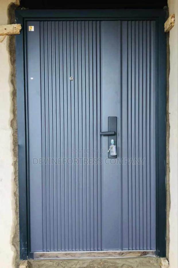 Quality Paladin Steel Gray Antu Rust Door 11⁄2 Available in Sizes