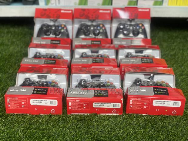 Xbox 360 Controllers photo 3