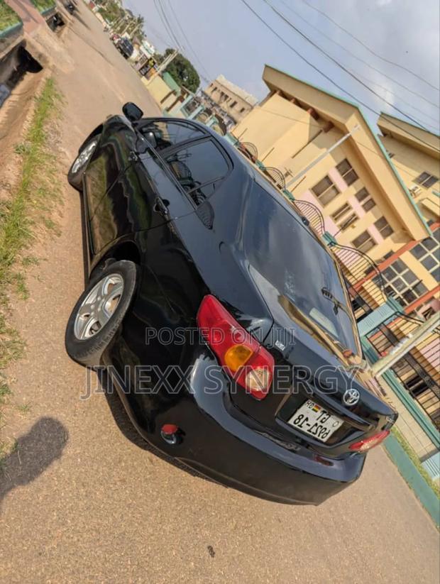 Toyota Corolla XLE 4dr Sedan (1.8L 4cyl 4A) 2010 Black