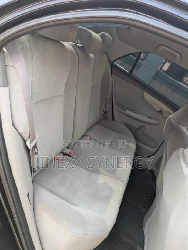 Toyota Corolla XLE 4dr Sedan (1.8L 4cyl 4A) 2010 Black