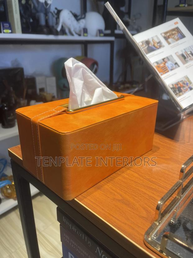 Tissue Holder Orange