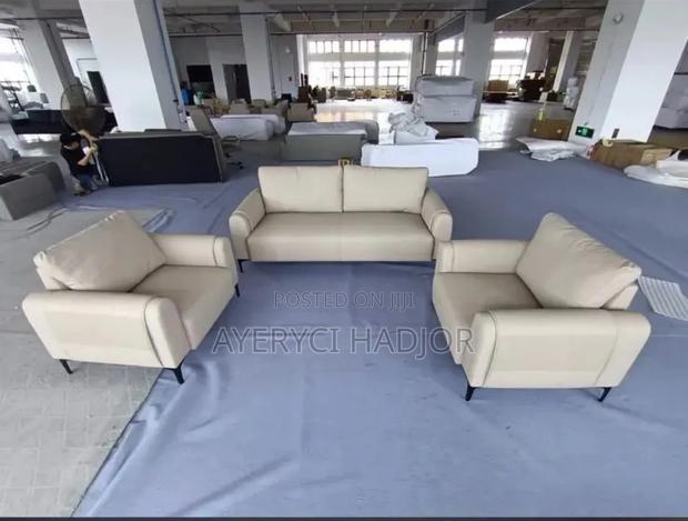 A Classic 6 Seater Foreign Sofa