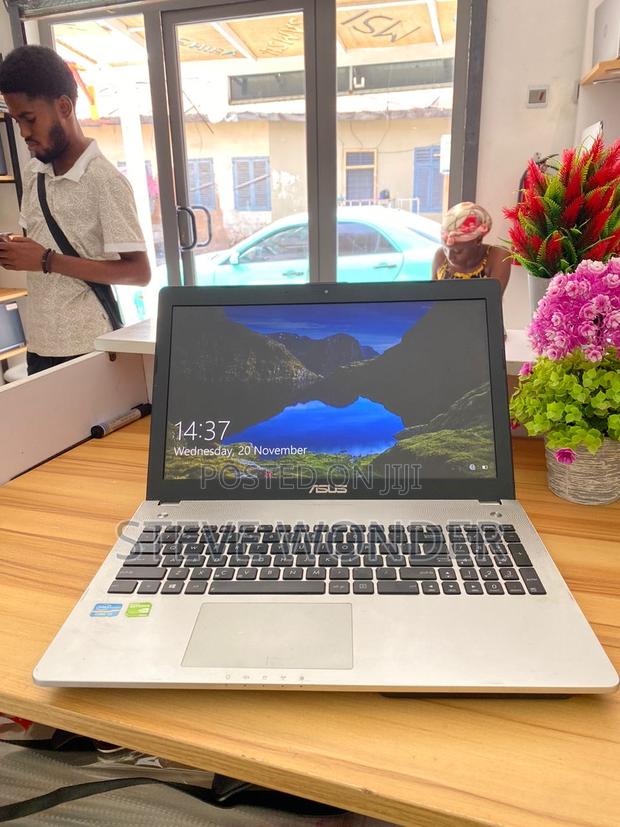 Laptop Asus X555LA 12GB Intel Core I7 SSD 512GB photo 2