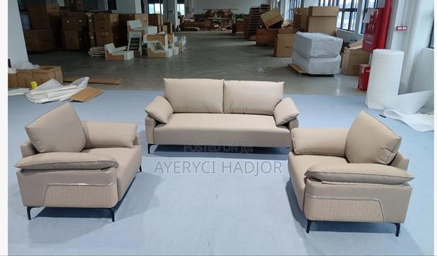 An Exquisite Grey 5 to 6 Seater Foreign Sofa