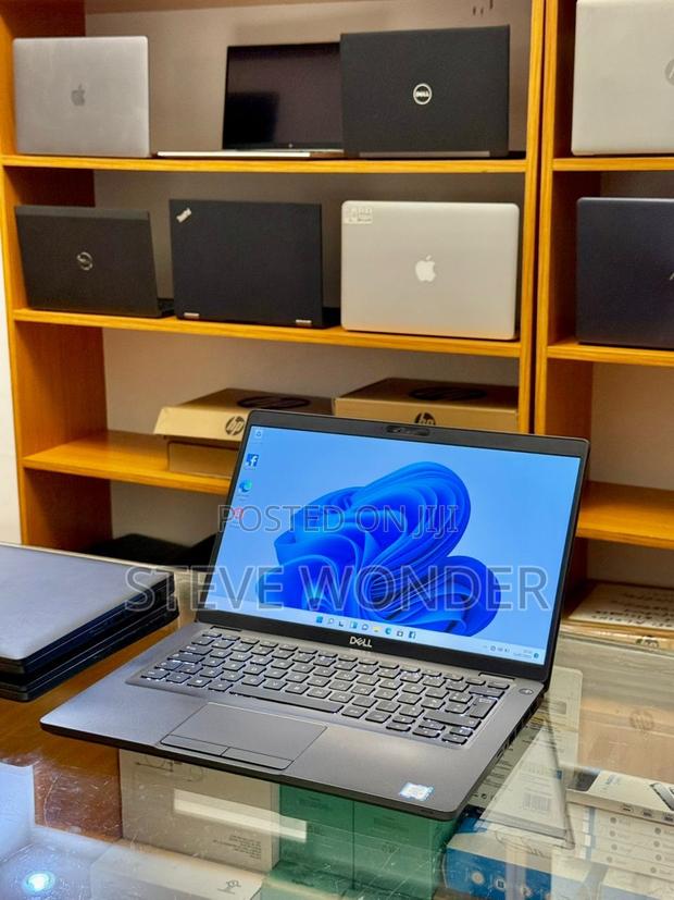 New Laptop Dell Latitude 5300 8GB Intel Core I5 SSD 256GB