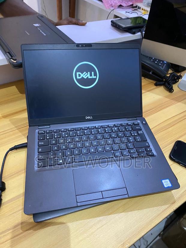 New Laptop Dell Latitude 5300 8GB Intel Core I5 SSD 256GB photo 2