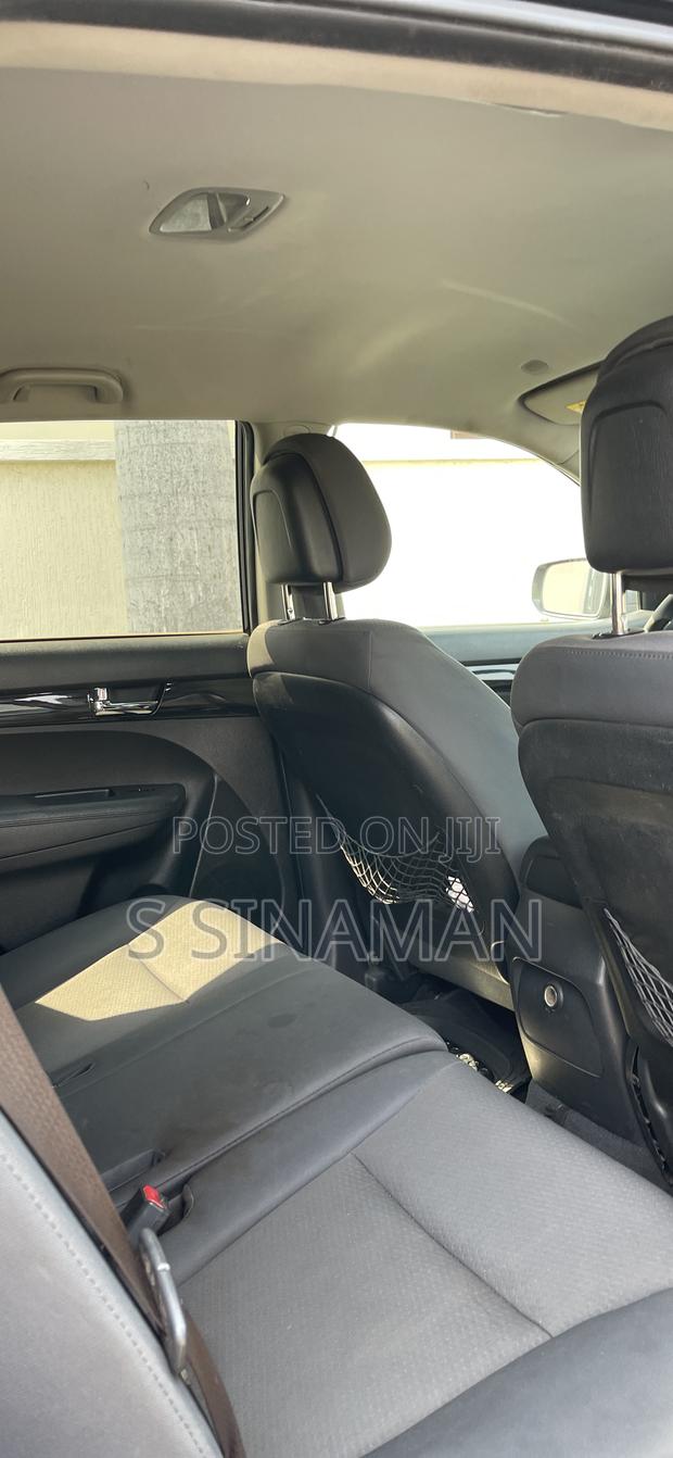 Kia Sorento LX 2012 Black
