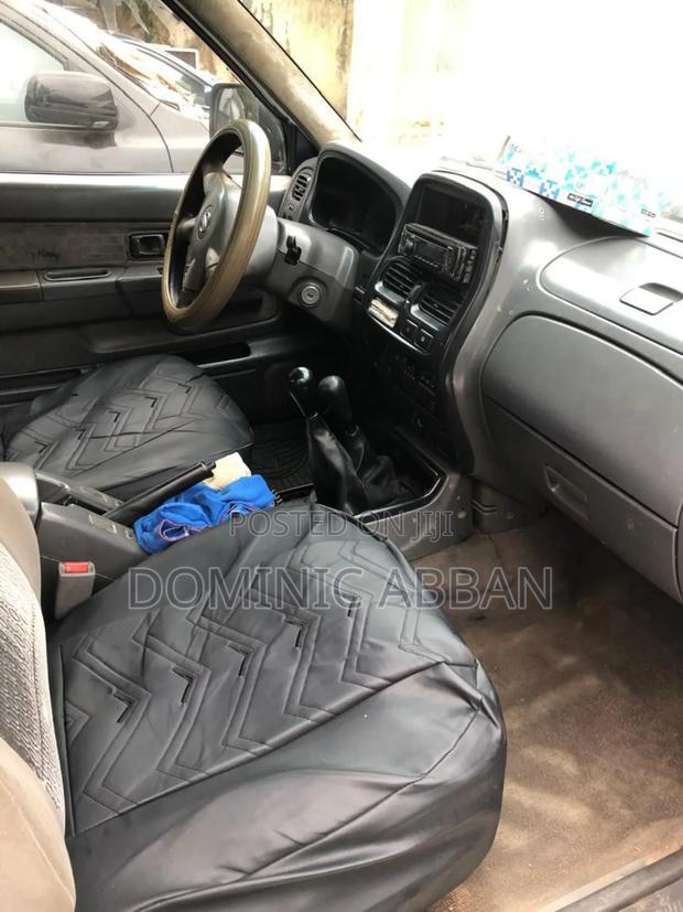 Nissan Hardbody 2008 White photo 3