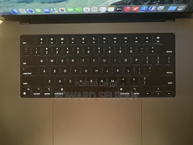 Laptop Apple MacBook Pro 16GB Apple M1 Pro SSD 1T photo 5