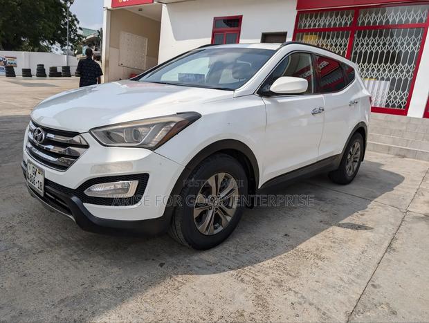 Hyundai Santa Fe Sport 2013 White photo 3