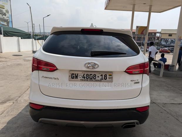 Hyundai Santa Fe Sport 2013 White photo 5