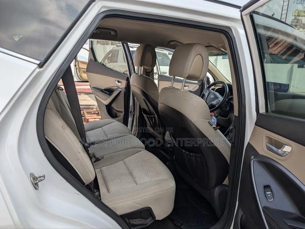 Hyundai Santa Fe Sport 2013 White photo 9