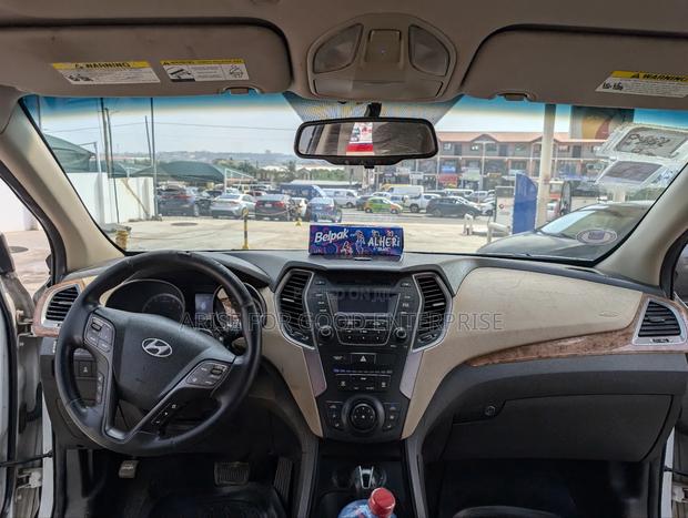 Hyundai Santa Fe Sport 2013 White photo 13