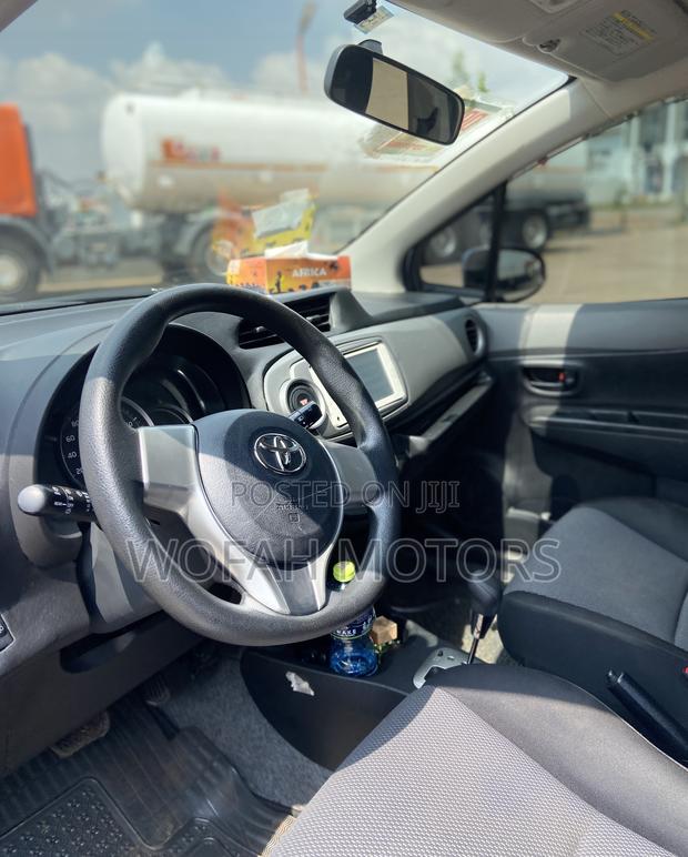 Toyota Vitz 2013 Blue