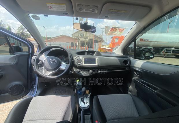 Toyota Vitz 2013 Blue