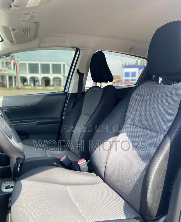 Toyota Vitz 2013 Blue