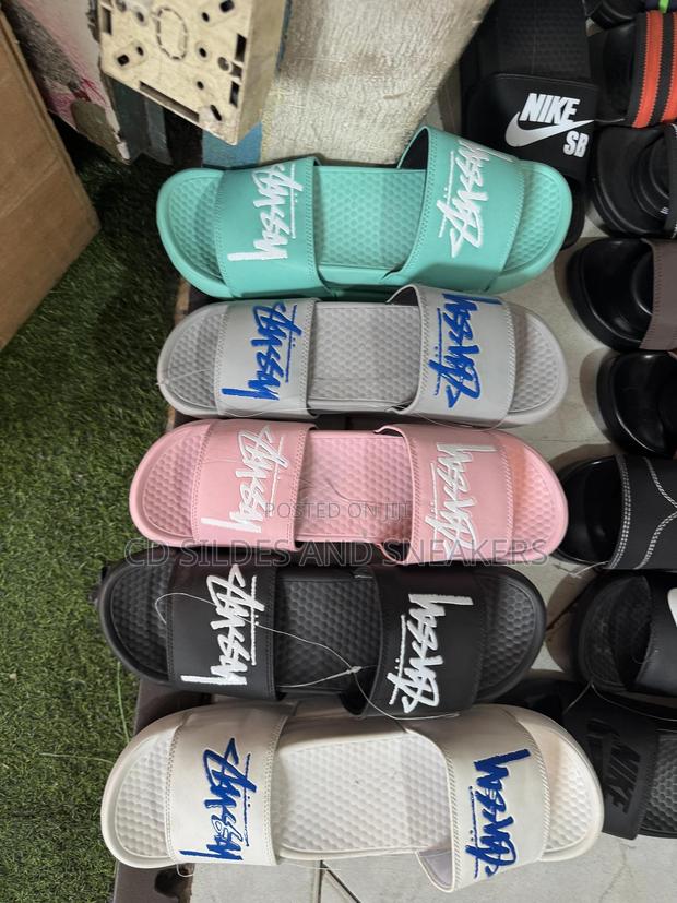 Quality Slides for Sale – Available in Box (30 Pieces) photo 6