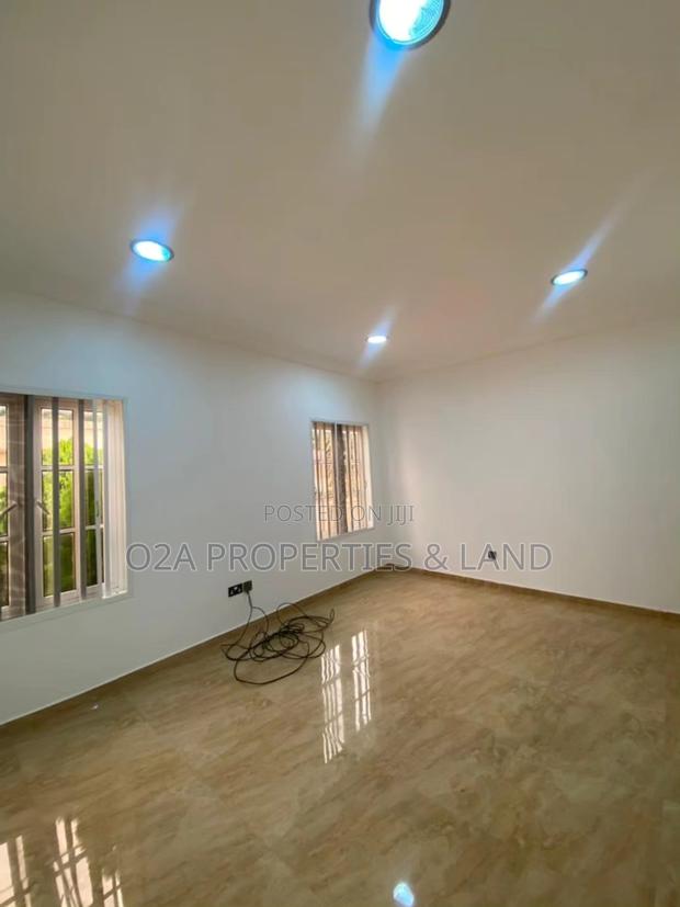 3bdrm House in Ayi-Mensah, Ga East Municipal for sale photo 2