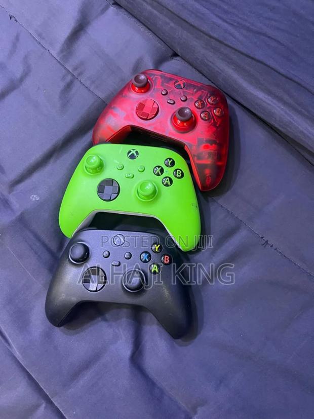 Xbox Wireless Controllers.