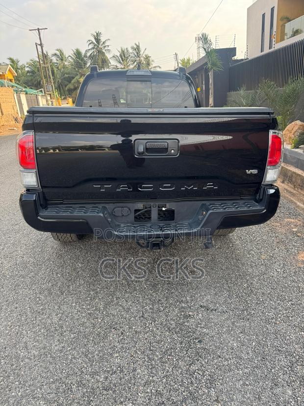 Toyota Tacoma 2023 Black