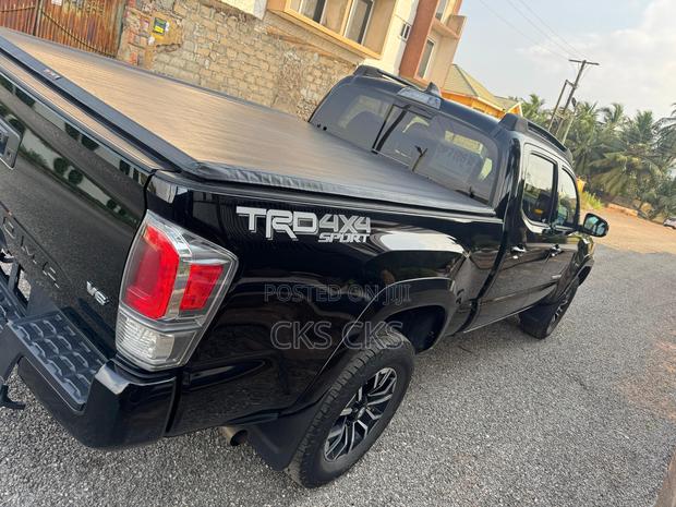 Toyota Tacoma 2023 Black