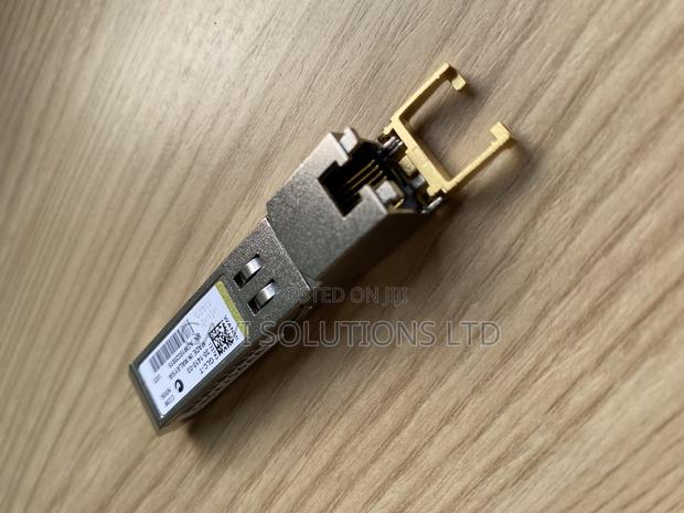 Cisco Sfp - R45 Transceiver photo 3